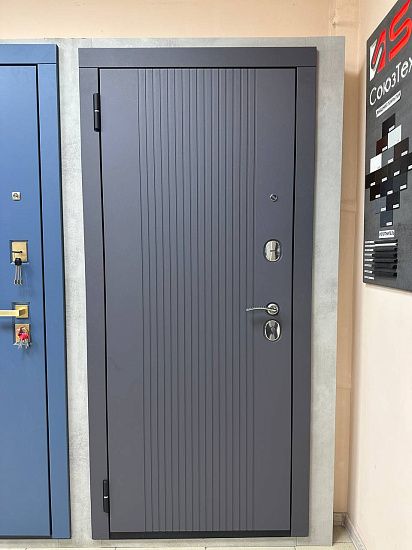 Входная дверь  