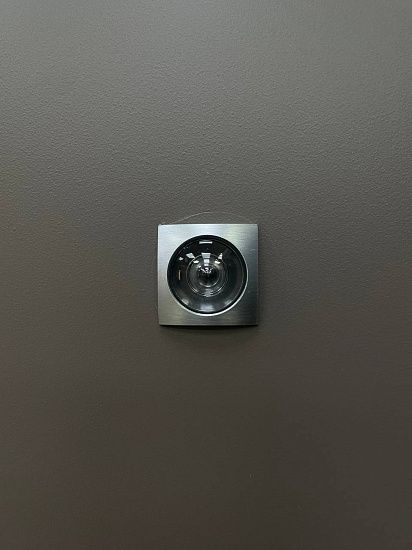 Входная дверь  